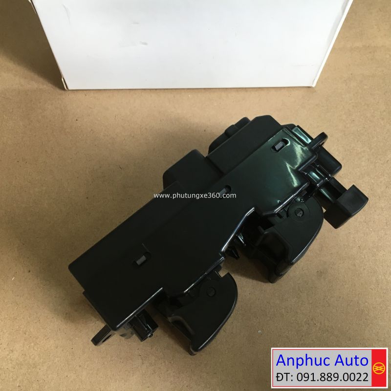 cong tac kinh tong ford everesst chinh hang.jpg